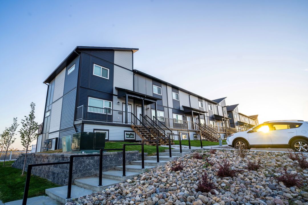 Plainsview Townhomes Rosewood Park, Regina rentals